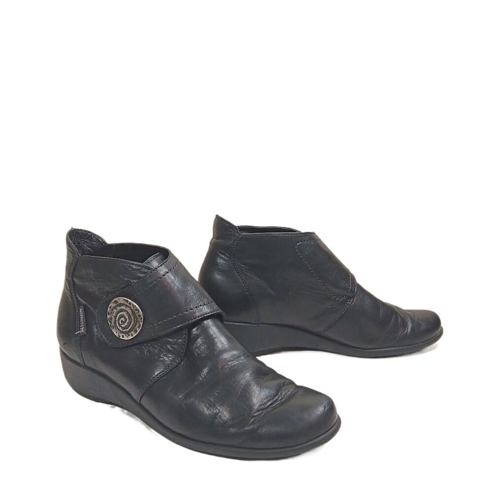 Mephisto Ankle Booties Womens 7.5 Black Leather Silver Boho Swirl Medallion - Picture 3 of 5